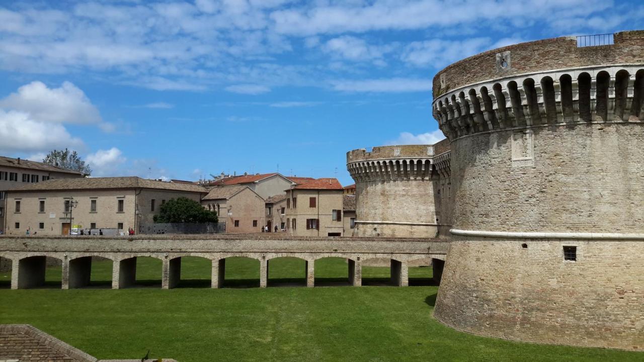 Hotel Patrizia Senigallia Bagian luar foto